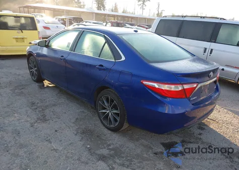 2015 Toyota Camry Xse z USA, uszkodzony, nr VIN 4T1BF1FK3FU919056